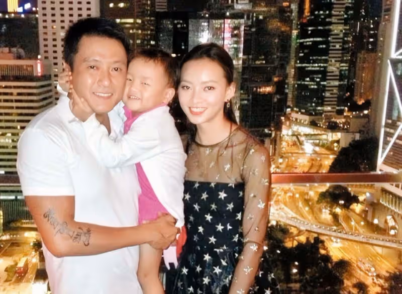 好慘!香港知名男星魏駿傑投資百萬餐廳倒閉,身材胖成球變油膩