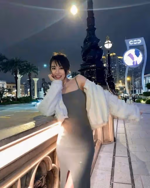 TVB港姐亞軍戀情曝光，與唱片公司太子爺愛的低調，曾在《法言人》中合作