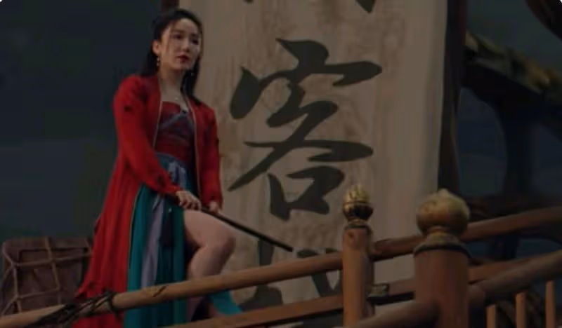 實力派跌下神壇！35歲婁藝瀟沒翻紅就翻車，觀眾：直接露肉就行了