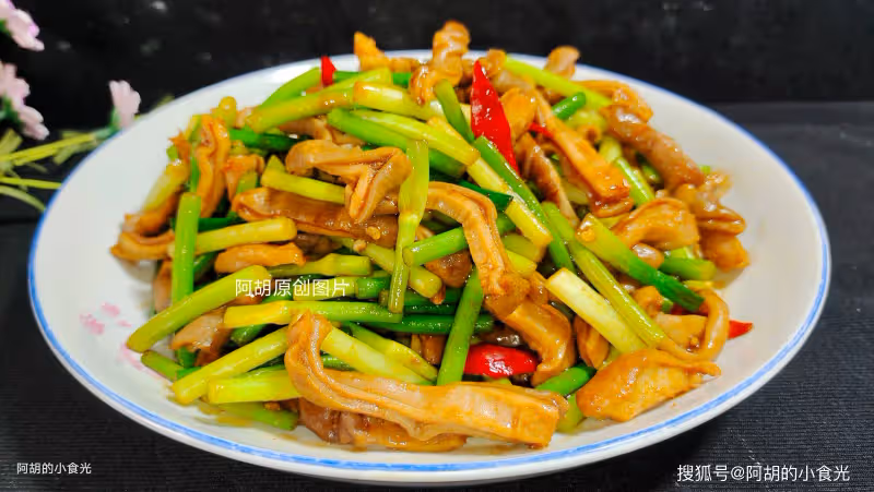 這菜3塊一把,卻還是天然「殺菌菜」!大火快炒一盤,嘗鮮好營養、特脆嫩