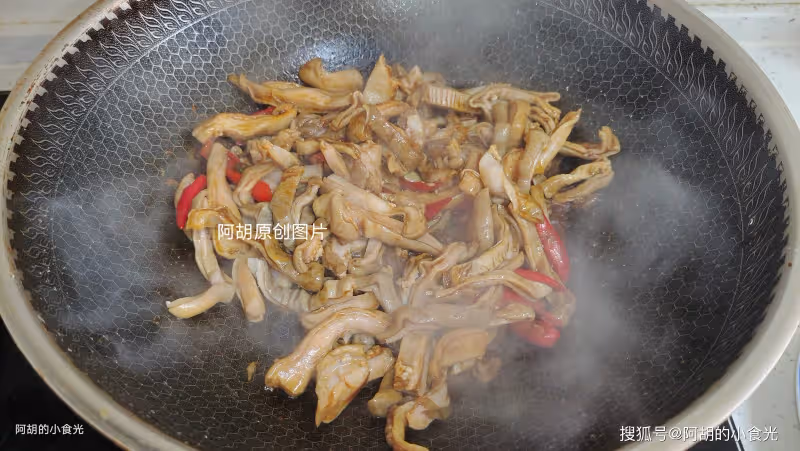 這菜3塊一把,卻還是天然「殺菌菜」!大火快炒一盤,嘗鮮好營養、特脆嫩