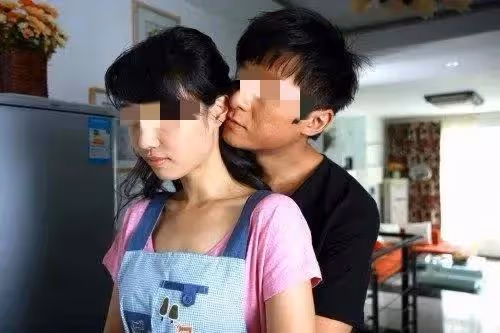 兒子名校畢業後，我和老公鬆了口氣，誰知道等著我們的竟是場災難
