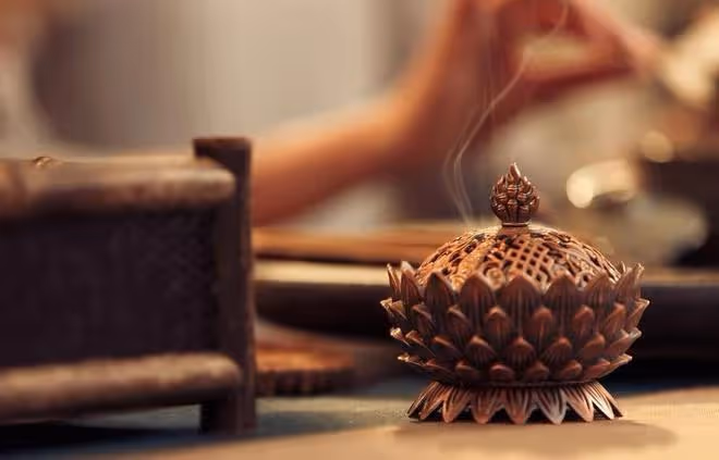 我47歲，夫妻之間沒有感情，不再吵架不提離婚，他能賺錢養家就行