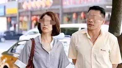 我嫁了兩個男人，一個當官，一個有錢，我卻沒能給他們生出個孩子