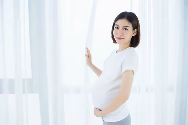 讓懷孕8個月女友伺候准婆婆，男子被取消新郎和父親的資格：活該