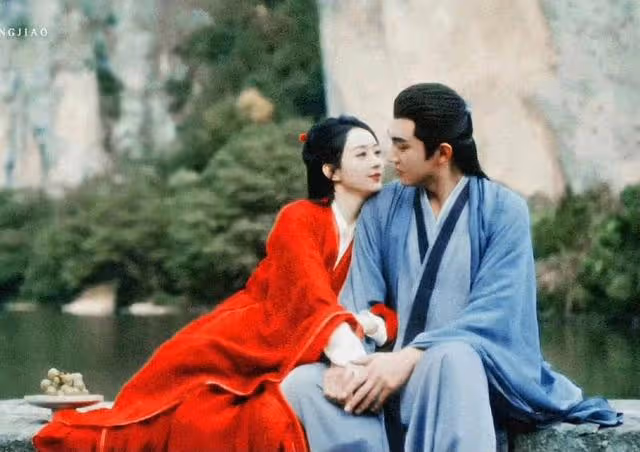 夢幻聯動!趙麗穎曾推薦劉宇寧出演《與鳳行》?導演下場回應來啦