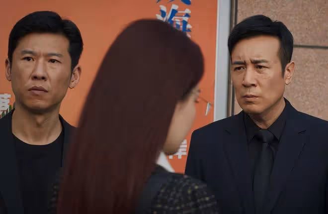 52歲於和偉對比45歲王驍,老天爺賞飯吃與科班畢業的演技一目了然