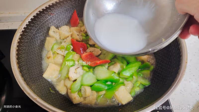 豆腐和它絕配,後悔沒早發現!隨手做出一鍋鮮,清潤好營養,簡單搭配盡享好味