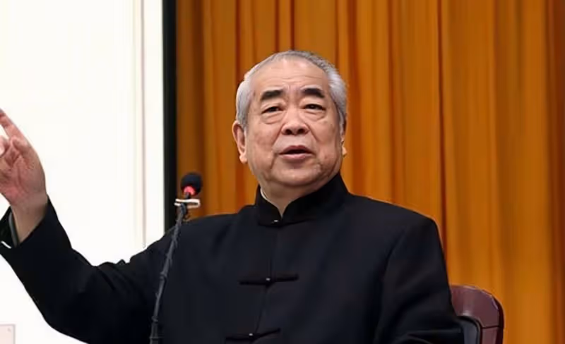 85歲知名書畫家范曾宣布結婚，身家高達10億，新婚妻子小了近60歲