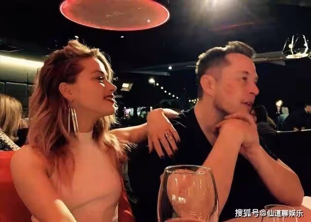 海後艾梅柏表示:對馬斯克從未動心過,帶著2歲女兒獨自生活