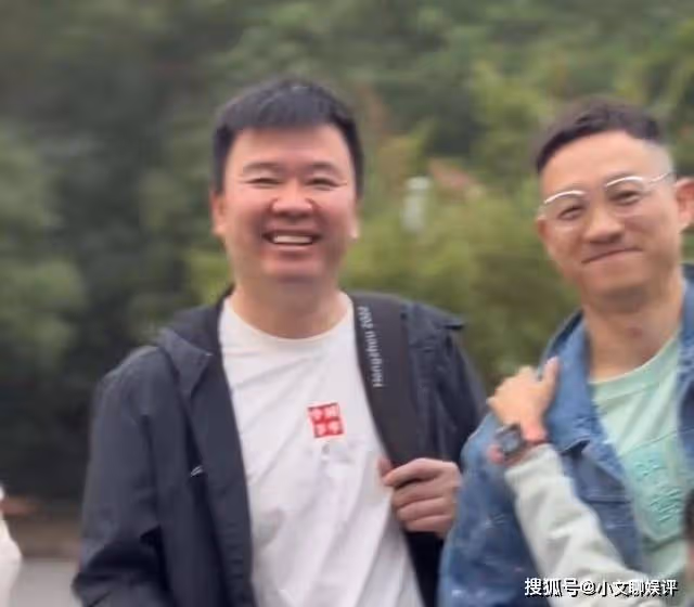 體操冠軍聚會!劉璇楊雲凍齡,李敬認不出,李安琪老到網友不敢認