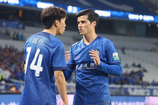 上海申花4:1狂勝武漢三鎮!五連勝居榜首瞬間奪冠有望?
