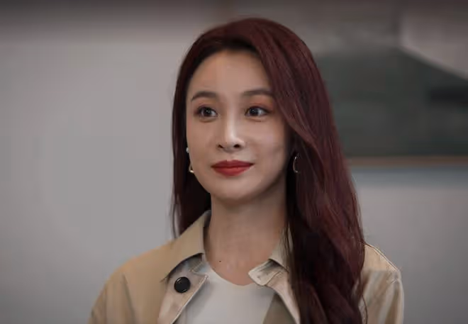 《城中之城》直到周琳爬上床,趙輝才發現,她早已是謝致遠的女人