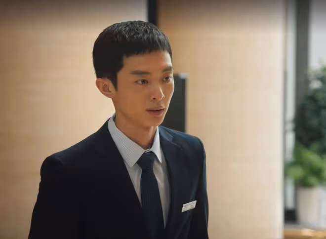 《城中之城》直到入獄，朱強才發現，陶無忌心狠手辣且滿口謊言