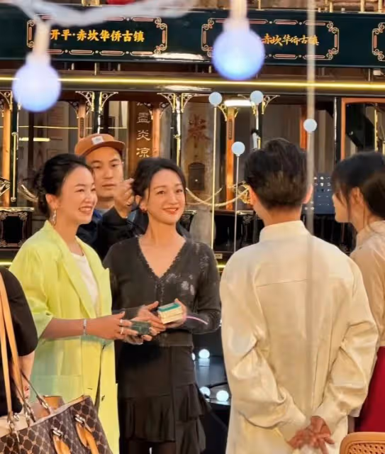 周迅節目路透曝光,靈動氣質不減當年