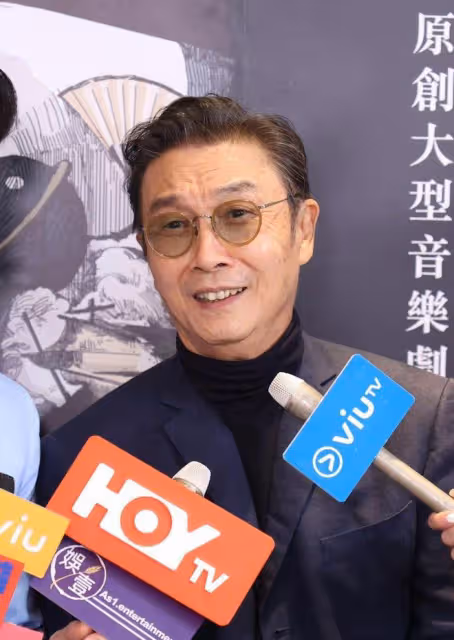 TVB老戲骨大方回應中風傳聞，直言已沒戲癮：我喜歡做幕後看人演戲