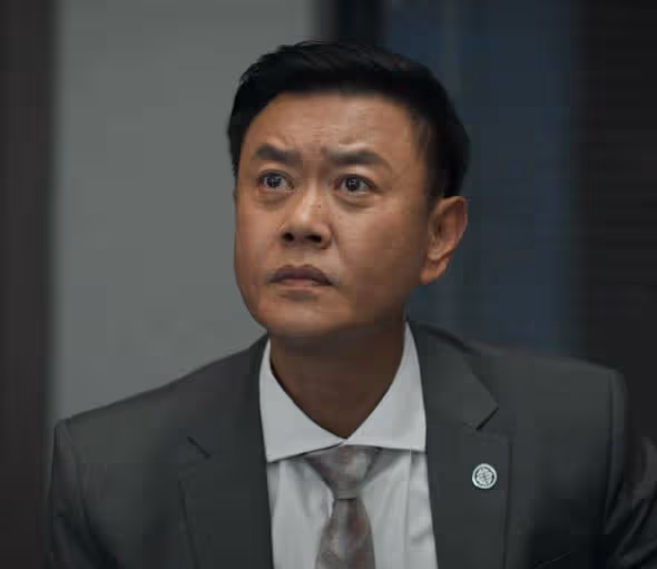 央視《城中之城》告訴我們:當男配過於驚艷時,男主可以打醬油了