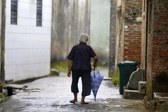 奉勸大家不要輕易挽留年過70的親戚住宿，因為意外難料，人心難測