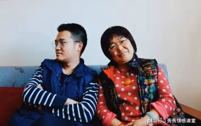 我全款買房，卻跟舅舅說租房住，結果聚餐時舅舅把我攆下飯桌