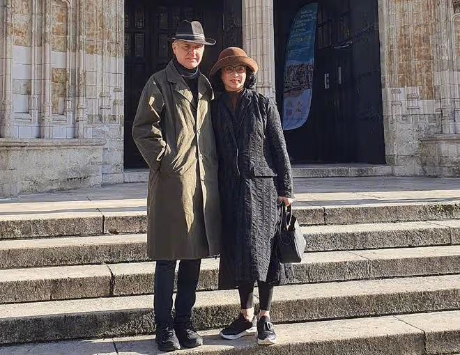 恭喜！56歲金星宣布與漢斯重新登記結婚，卡點1314好甜蜜