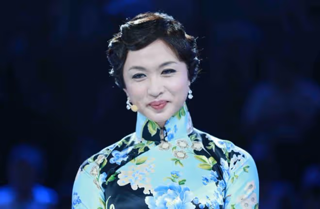 金星與漢斯再婚驚艷眾人，恩愛照片曝光引發熱議