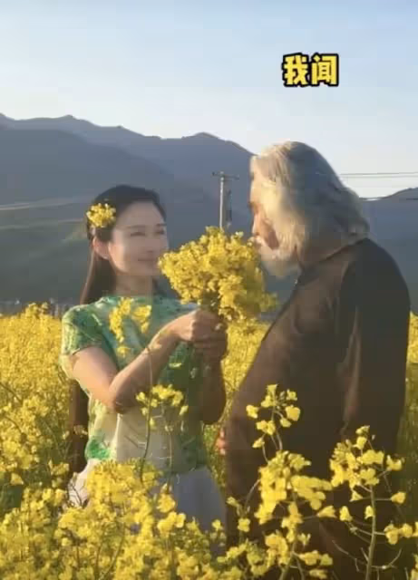 張紀中夫婦油菜花田秀恩愛，老夫少妻甜蜜日常引熱議