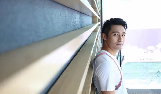 TVB男星低調離巢大台,入行多年成渣男專業戶,曾是八料港男冠軍