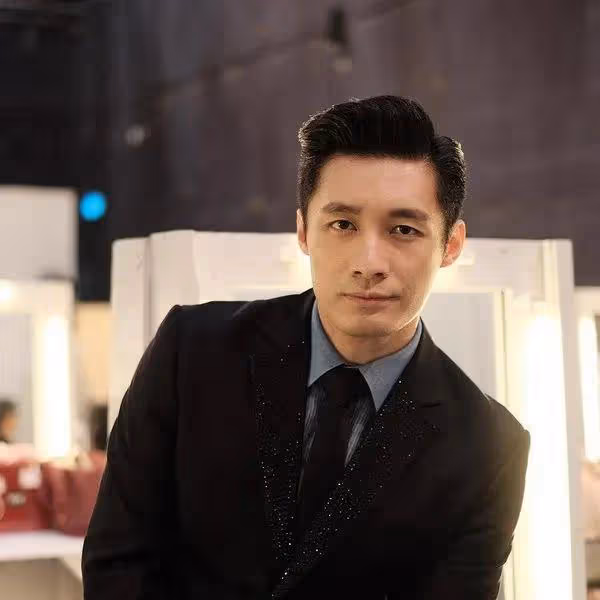 TVB男星低調離巢大台,入行多年成渣男專業戶,曾是八料港男冠軍