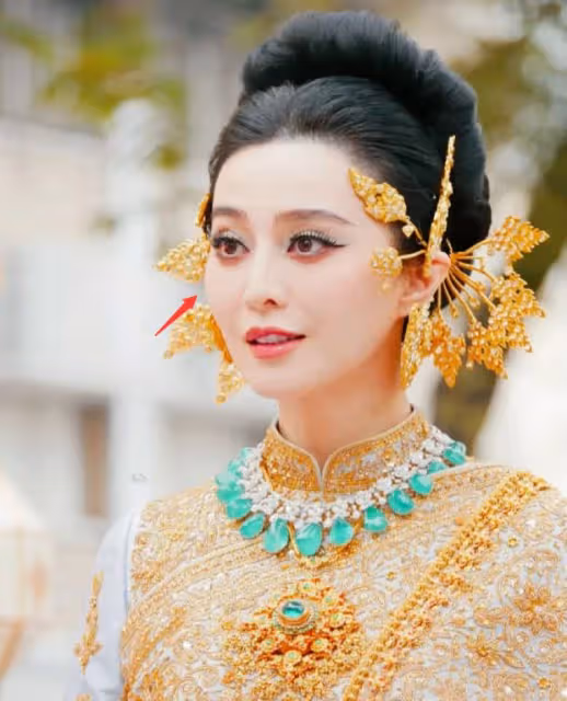 范冰冰坐三輪車巡遊曼谷,被嘲落魄又掉價,生圖曝光老太多!