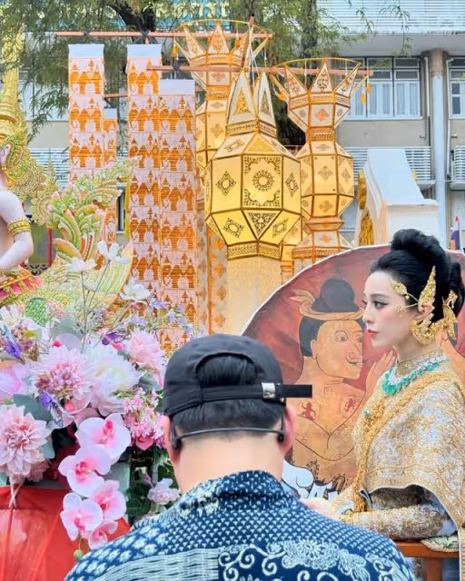 范冰冰坐三輪車巡遊曼谷,被嘲落魄又掉價,生圖曝光老太多!
