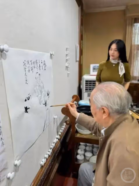 名模艾尚真闢謠嫁給86歲書法家范曾？闢謠：不是本人