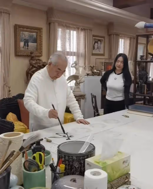 名模艾尚真闢謠嫁給86歲書法家范曾？闢謠：不是本人