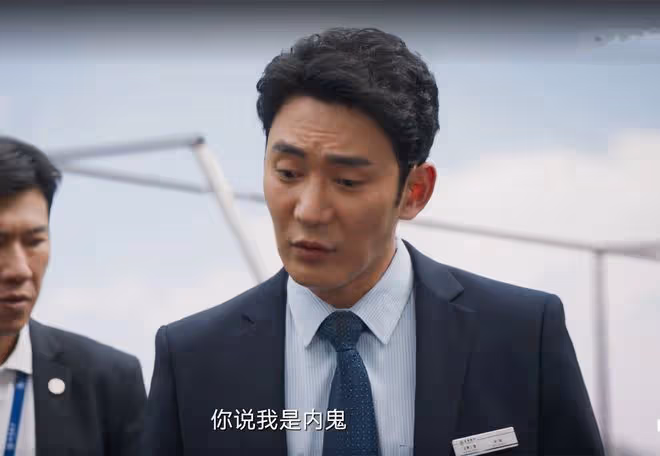 《城中之城》直到吳顯龍慘死,趙輝都沒發現,吳顯龍非其救命恩人