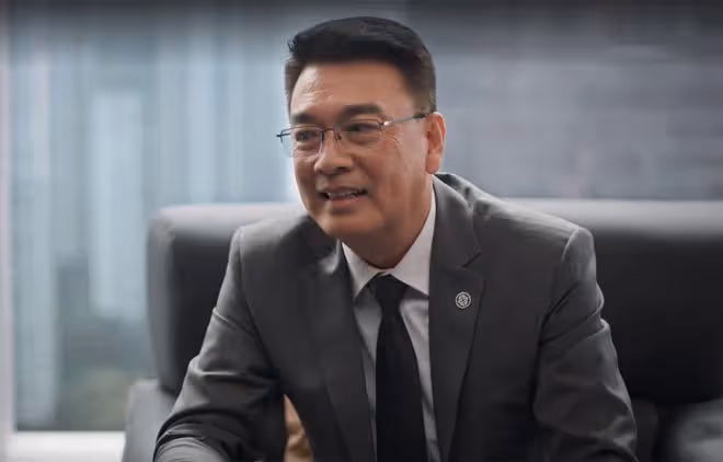 《城中之城》直到吳顯龍慘死,趙輝都沒發現,吳顯龍非其救命恩人