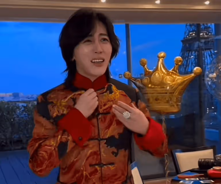 童瑤繼子暗諷網紅王紅權星！對其擁7套豪宅存疑，情商被指太低