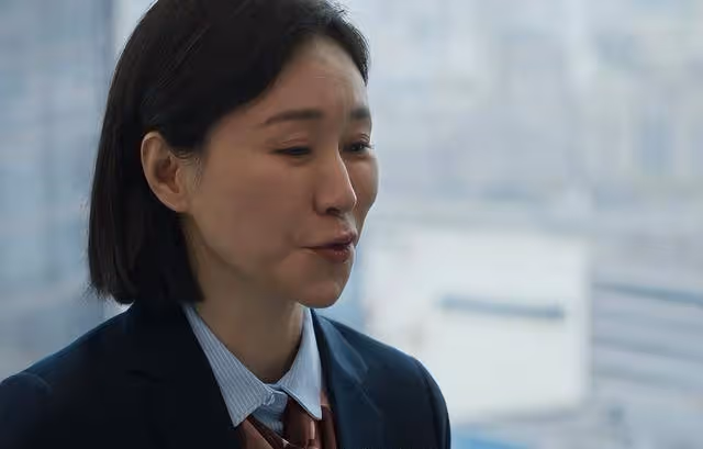 盛世美顏被打回原形!當矽膠臉混進央視劇,於和偉也救不了場
