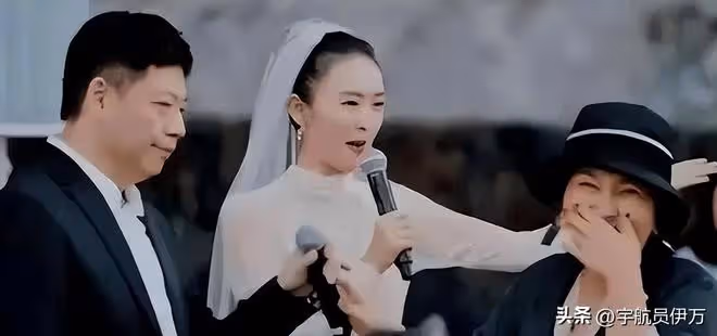 嫁對即翻身的童瑤:遭張國立兒子暴打,如今嫁大17歲富豪苦盡甘來