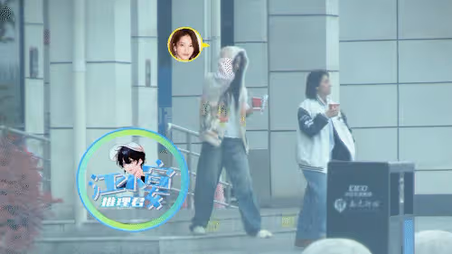林更新攜小11歲校花女友出遊,途經服務區吃泡麵,為避嫌分開走
