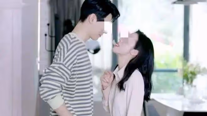 離婚後，我嫁給那個痴戀我多年的男人，沒想到，新婚之夜他變了臉