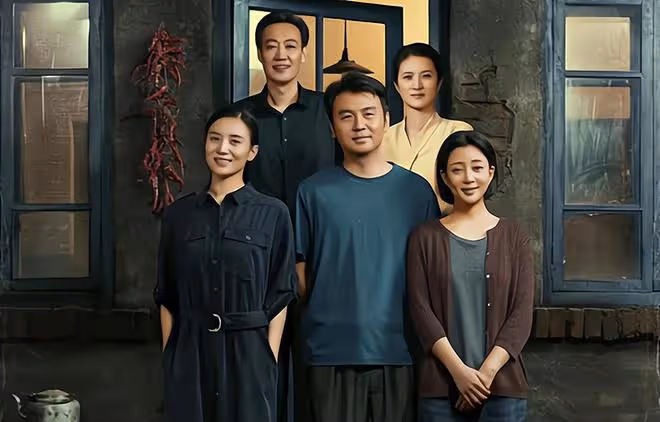滿月宴上兒媳要8萬8紅包，回娘家時女婿如法炮製，岳母成過路財神