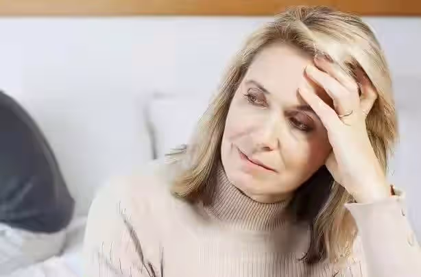 好心資助親戚,誰知竟引狼入室,48歲母親哭訴:你毀了我的婚姻