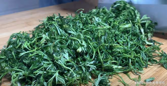 4月少吃肉多吃它,中老年一周3次,清熱解毒、抗瘧疾,早吃早受益