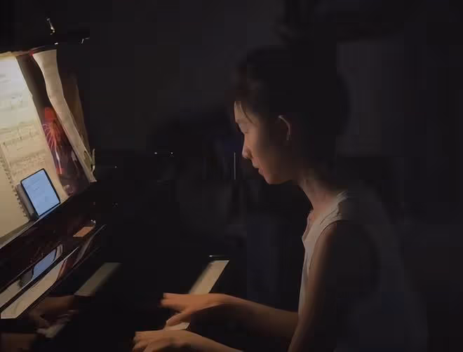 孫莉曬三個孩子近照,黃多多側顏好美,二女兒和兒子古靈精怪