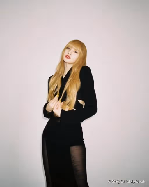 BLACKPINK不續約後近況：Lisa闖美，Jisoo進軍電影，剩她行蹤成謎