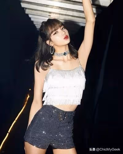 BLACKPINK不續約後近況：Lisa闖美，Jisoo進軍電影，剩她行蹤成謎