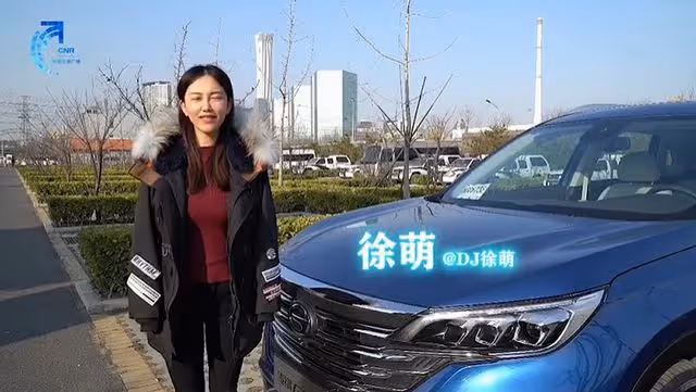 86歲范曾身價曝光,和90後徐萌甜蜜日常曝光,女方眼力見太強大!