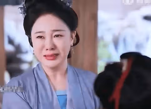 《惜花芷》秦姨娘是誰的妾室？《惜花芷》花柏林是誰的孩子？