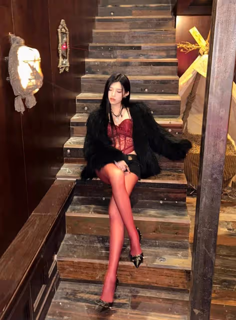 黑絲高跟,性感身材來襲!竟然讓你欲罷不能!