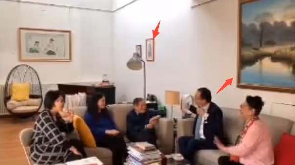 楊振寧翁帆慶「瓷婚」，小27歲岳母到場慶祝，家中簡樸掛范曾名畫