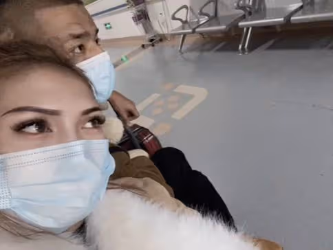 新疆小伙亞力坤去世，女友非常漂亮，分手4年剛準備訂婚！